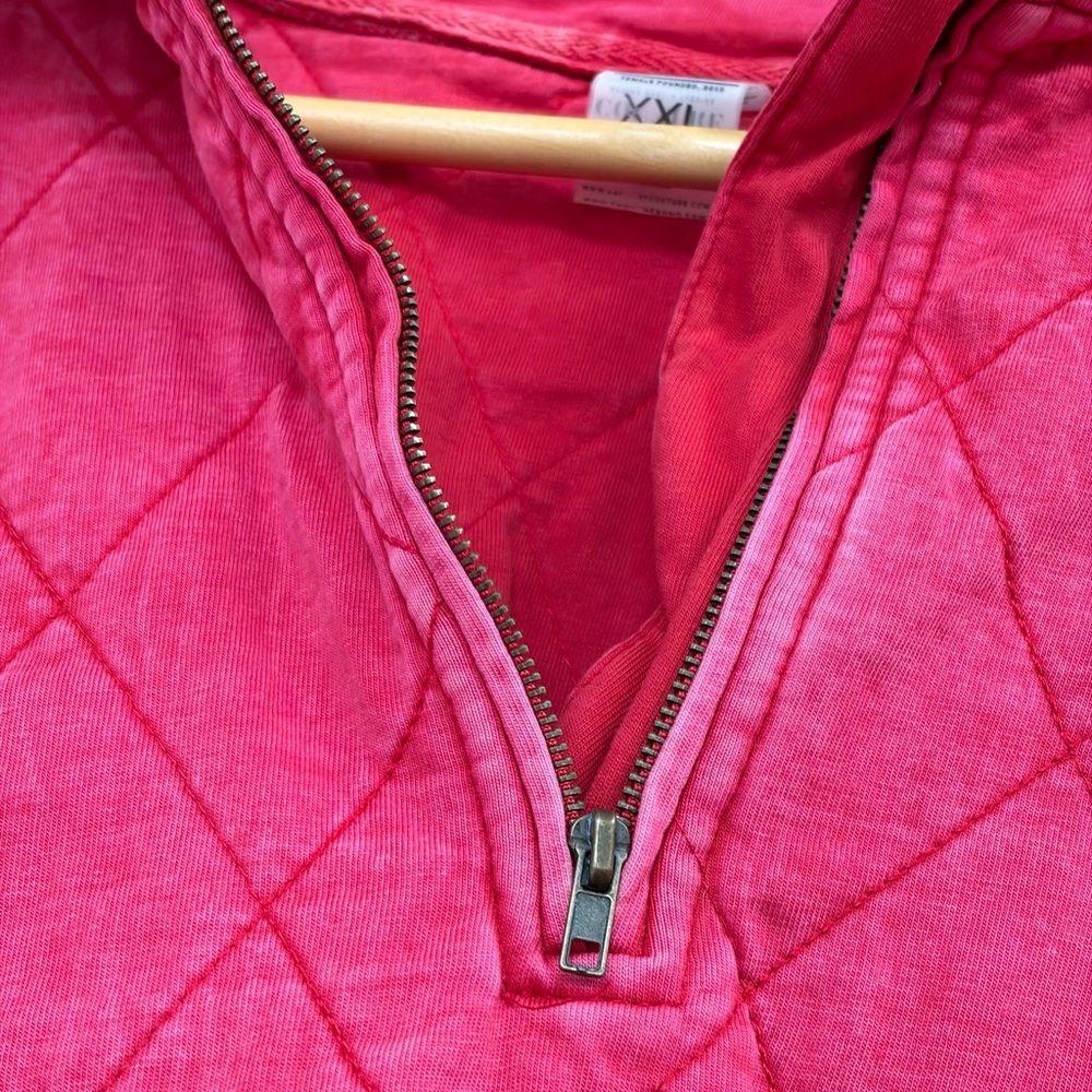 Gameday Couture Vibrant Red Pink Quilted Pullover Warm Soft Polished Style - Picture 2 of 5